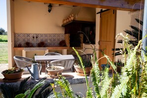 Outdoor dining - YourHouse Son Bachs villa with chill out area and bbq (Ariany)