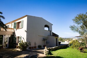 Exterior - YourHouse Son Bachs villa with chill out area and bbq (Ariany)
