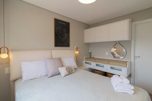 2 室のベッドルーム、WiFi、ベッドシーツ