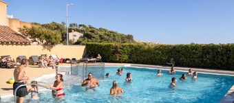 Camping 3 étoiles - Piscine  - ccafeic
