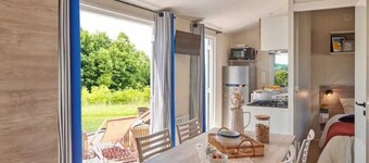 Camping - Piscine - ccafeic