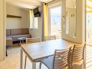 Dining - Camping 3 étoiles - Piscine - ccafeie (Martigues)