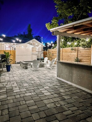 Terrace/patio - Walk to Historic District, Fire Pit, Pets OK, Free Parking, Group-Friendly (St. Augustine)