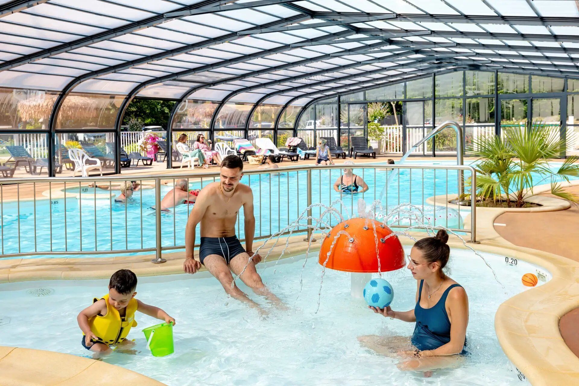 Piscine couverte, piscine chauffée