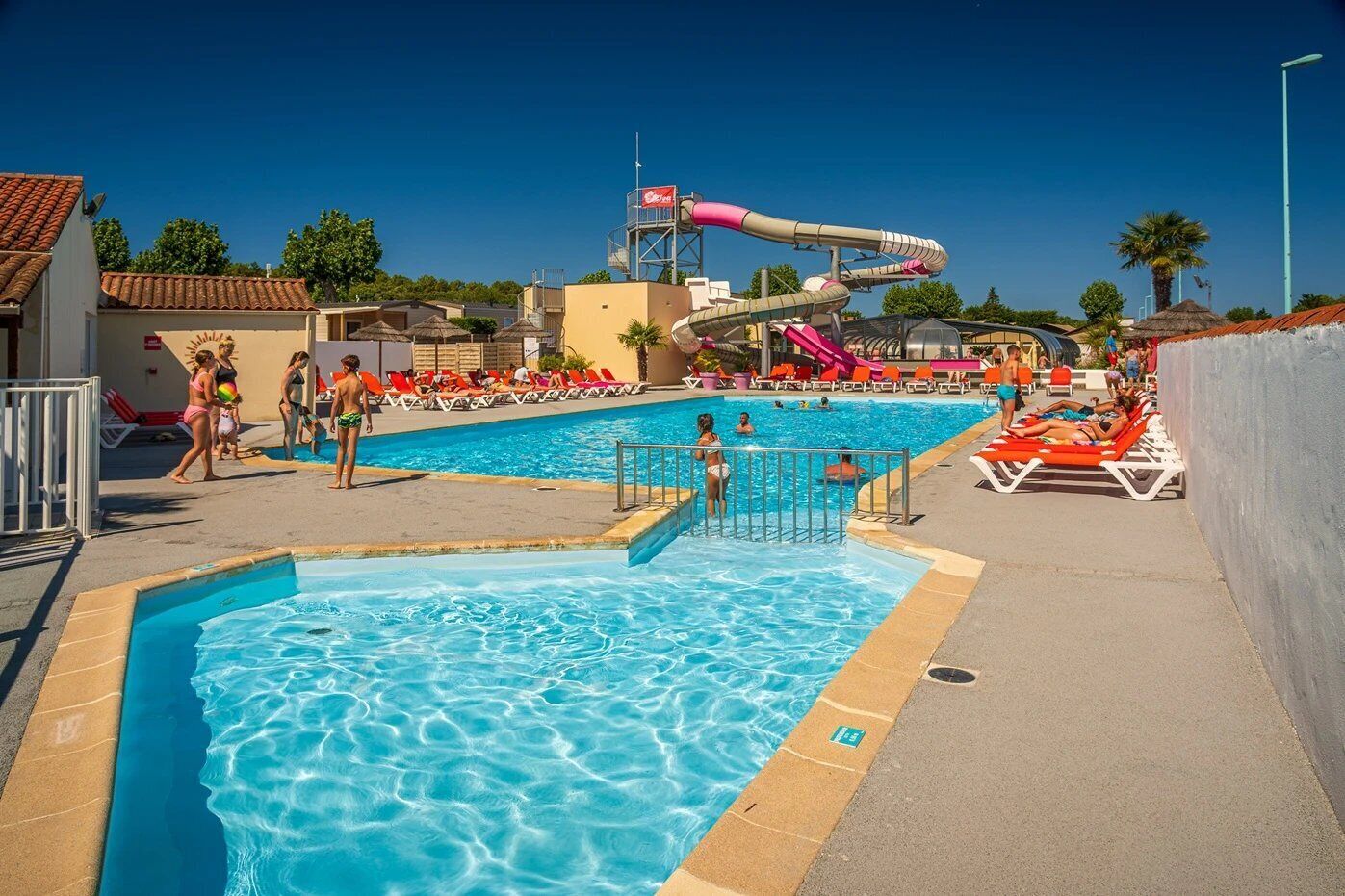 Piscine couverte, piscine chauffée
