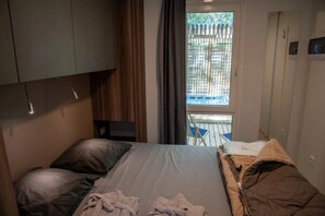 3 bedrooms - Camping 4 étoiles - Piscine  - ccaffch (Villeneuve-lès-Béziers)