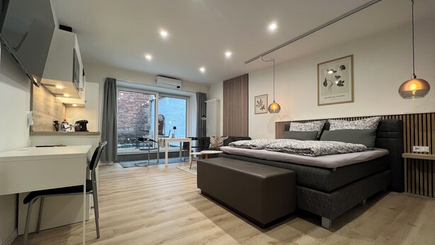 1 bedroom, desk, iron/ironing board, WiFi (free)