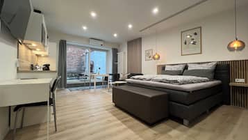 1 Schlafzimmer, Schreibtisch, Bügeleisen/Bügelbrett, kostenloses WLAN