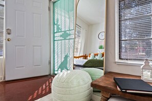 1 Schlafzimmer, Bügeleisen/Bügelbrett, kostenloses WLAN, Bettwäsche