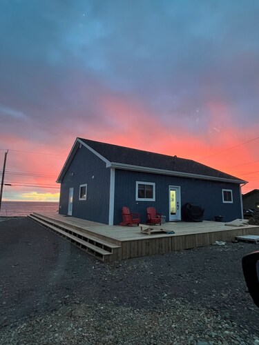 Blue Jellybean: Great ocean views and sunsets close to town.