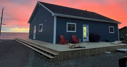 Blue Jellybean: Great ocean views and sunsets close to town.