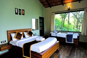 Comfort Studio Suite - TANARYA LUXURY HOMESTAY (Chikkamagaluru)