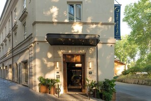 Front of property - The Goethe Hotel - Small Luxury Hotels of the World (Rome)