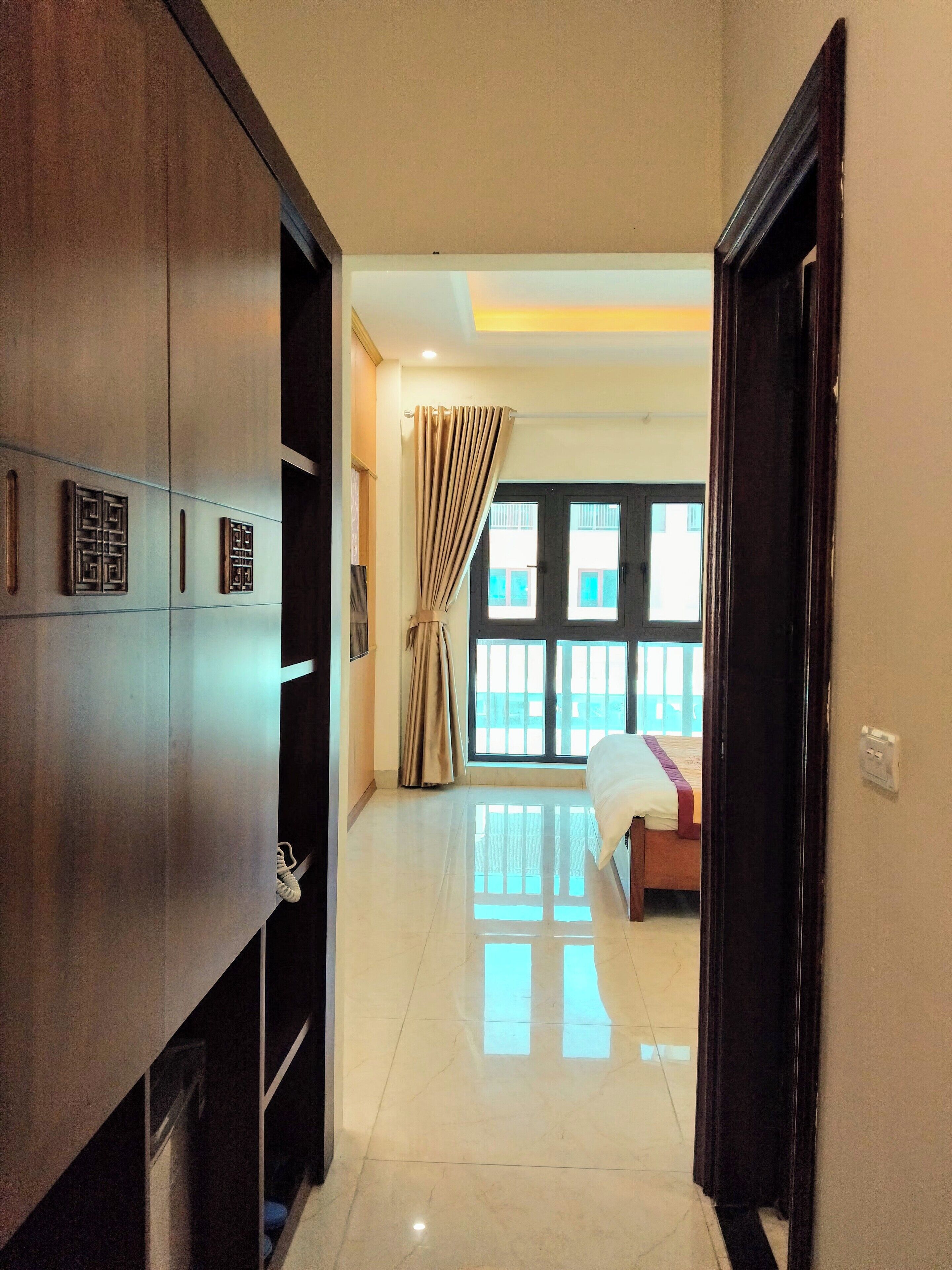 Suite monolocale Junior, vista collina | Una scrivania, Wi-Fi gratuito