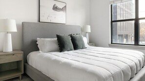 2 Schlafzimmer, Schreibtisch, Bügeleisen/Bügelbrett, WLAN