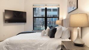 1 chambre, bureau, fer et planche à repasser, Wi-Fi