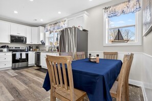 Dining - Noank Waterfront and Beaches (Groton)