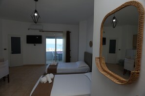 تجهيزات عازلة للصوت وواي فاي مجانًا وملاءات أسرّة