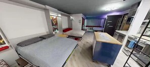3 Schlafzimmer, Schreibtisch, Bügeleisen/Bügelbrett, kostenloses WLAN