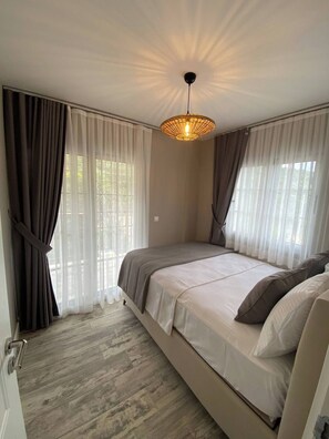 2 bedrooms, bed sheets