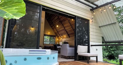 River Paradise Cabin with Private Jacuzzi