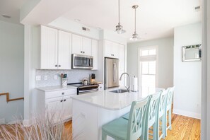 Fridge, microwave, oven, dishwasher - Mama's Lookout - 2 Bedrooms, 2 Baths, Oceanview Condo (Atlantic Beach)