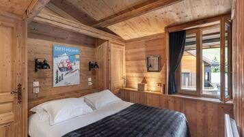 2 slaapkamers, een strijkplank/strijkijzer, wifi, beddengoed