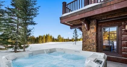 Stunning Mountain Retreat Located in Spanish Peaks