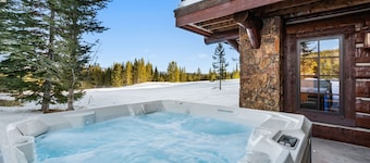 Stunning Mountain Retreat Located in Spanish Peaks