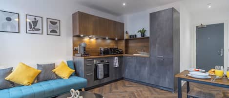 Apartment, 1 Bedroom | Living room