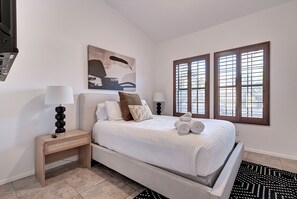 5 quartos, ferros/tábuas de passar roupa, Wi-Fi de cortesia