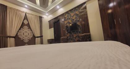 Karachi Travelodge Guest House