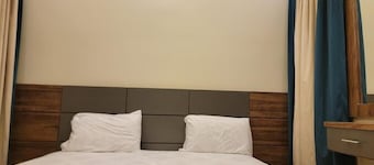 Karachi Travelodge Guest House 