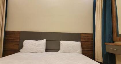 Karachi Travelodge Guest House