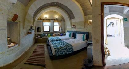 Twin Room with Mountain View