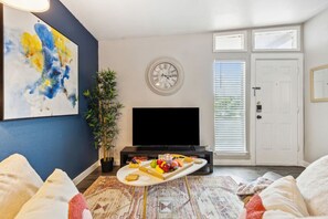 Smart TV, books