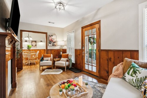 This is Your Home Away From Home! Warm & Comfy 2BD