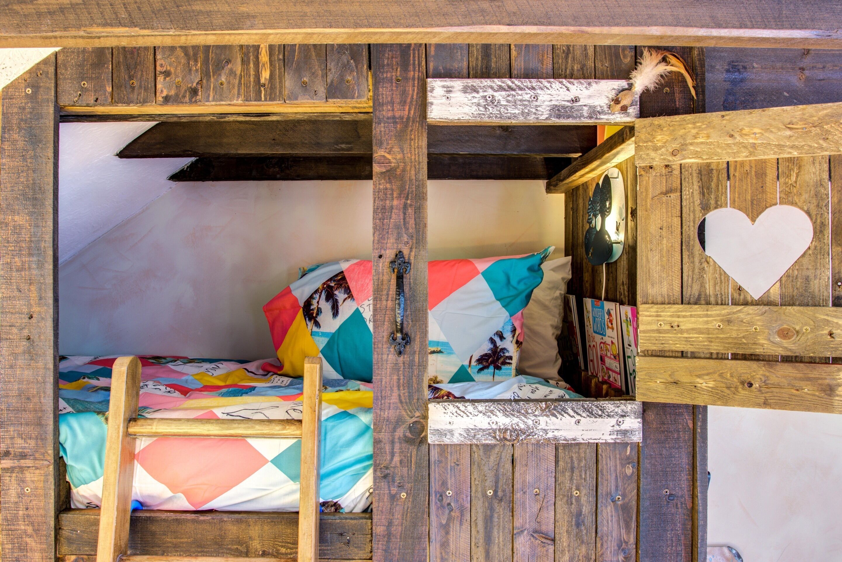 3 bedrooms, iron/ironing board, travel cot, free WiFi