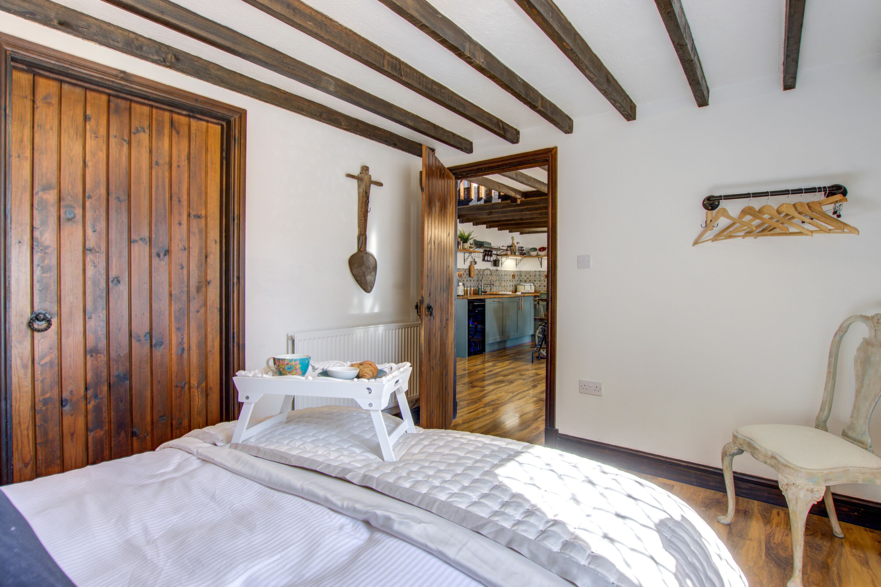 3 bedrooms, iron/ironing board, travel cot, free WiFi
