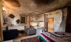 1 bedroom, WiFi, bed sheets - Family Room with Mountain View (Uchisar)
