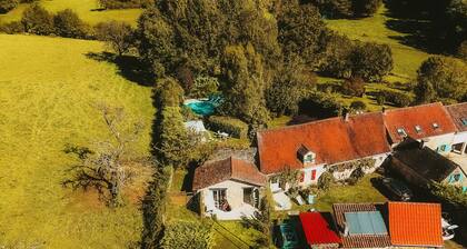 Dordogne - Beautiful cottage for 8 with a pool