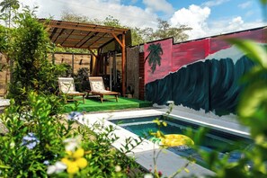 Pool - Cool Hotel Close to Playa Jaco (Jaco Beach)