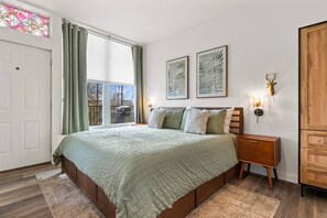 Schreibtisch, Bügeleisen/Bügelbrett, WLAN, Bettwäsche