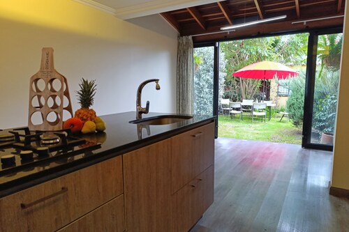Charming 1-bedroom home in amazing Bogotá with WiFi