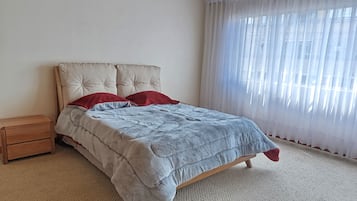 1 bedroom, WiFi, bed sheets