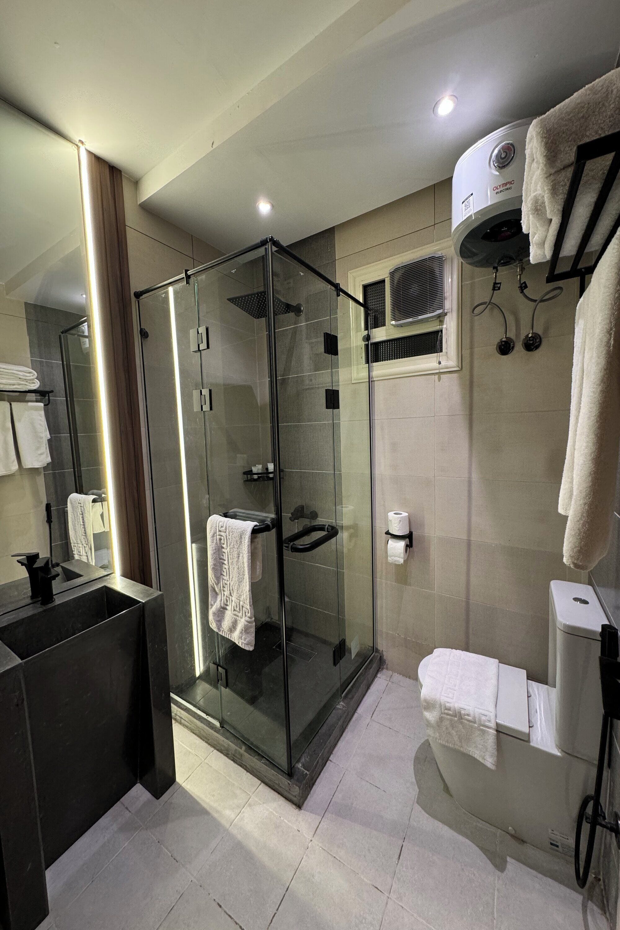 Photo - Crown Pyramids View Hotel