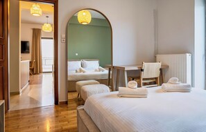 In-room safe, desk, iron/ironing board, free WiFi