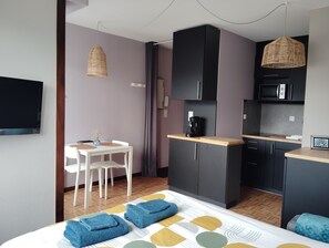 Bügeleisen/Bügelbrett, Bettwäsche