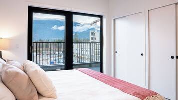 设计顶层房, 山景 | 4 多间卧室、特色装修、特色家居、笔记本电脑工作区