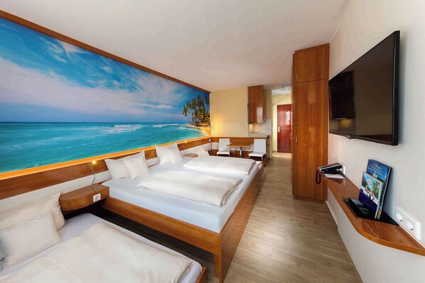 Travel cot, Internet